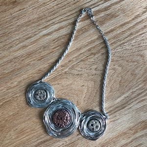 Gorgeous & Artsy Silver Necklace